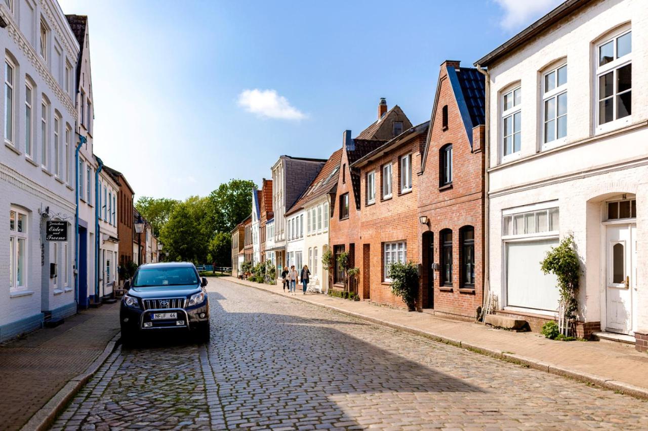 Altstadt Apartments Friedrichstadt Buitenkant foto