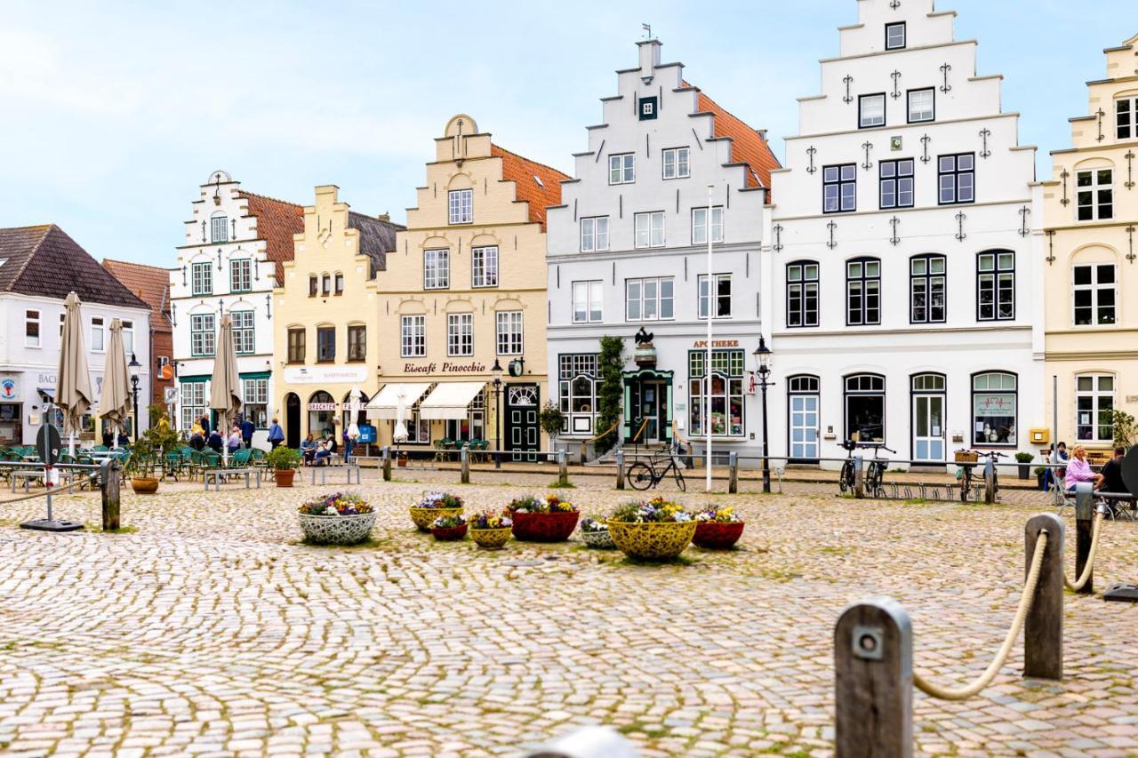 Altstadt Apartments Friedrichstadt Buitenkant foto